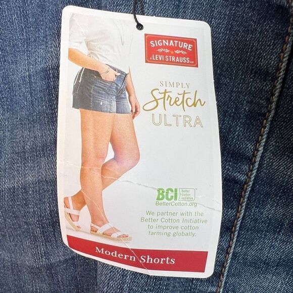 Levi’s Signature Modern Shorts Medium Wash Denim - 22 - New - Picture 6 of 11